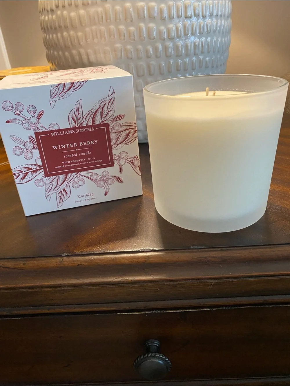 Williams Sonoma Winter Berry Candle — Cream Box with Red Accents